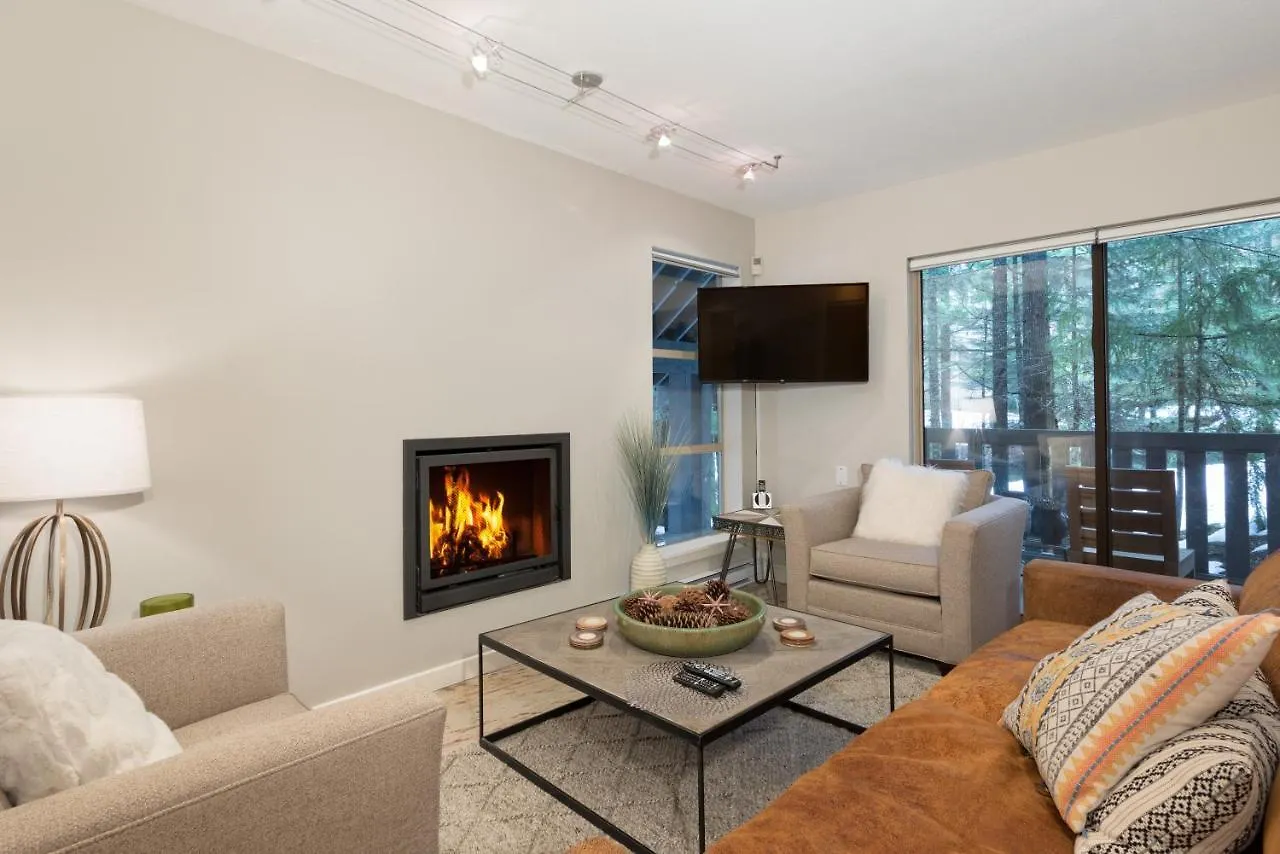 Apartment Forest Trails By Whistler Premier